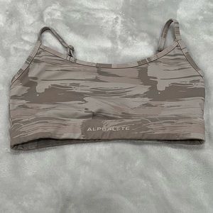 Small Alphalete Surface Limitless Bra - Desert Canvas Camo